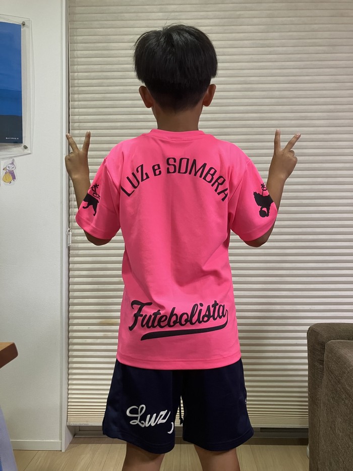 服 服